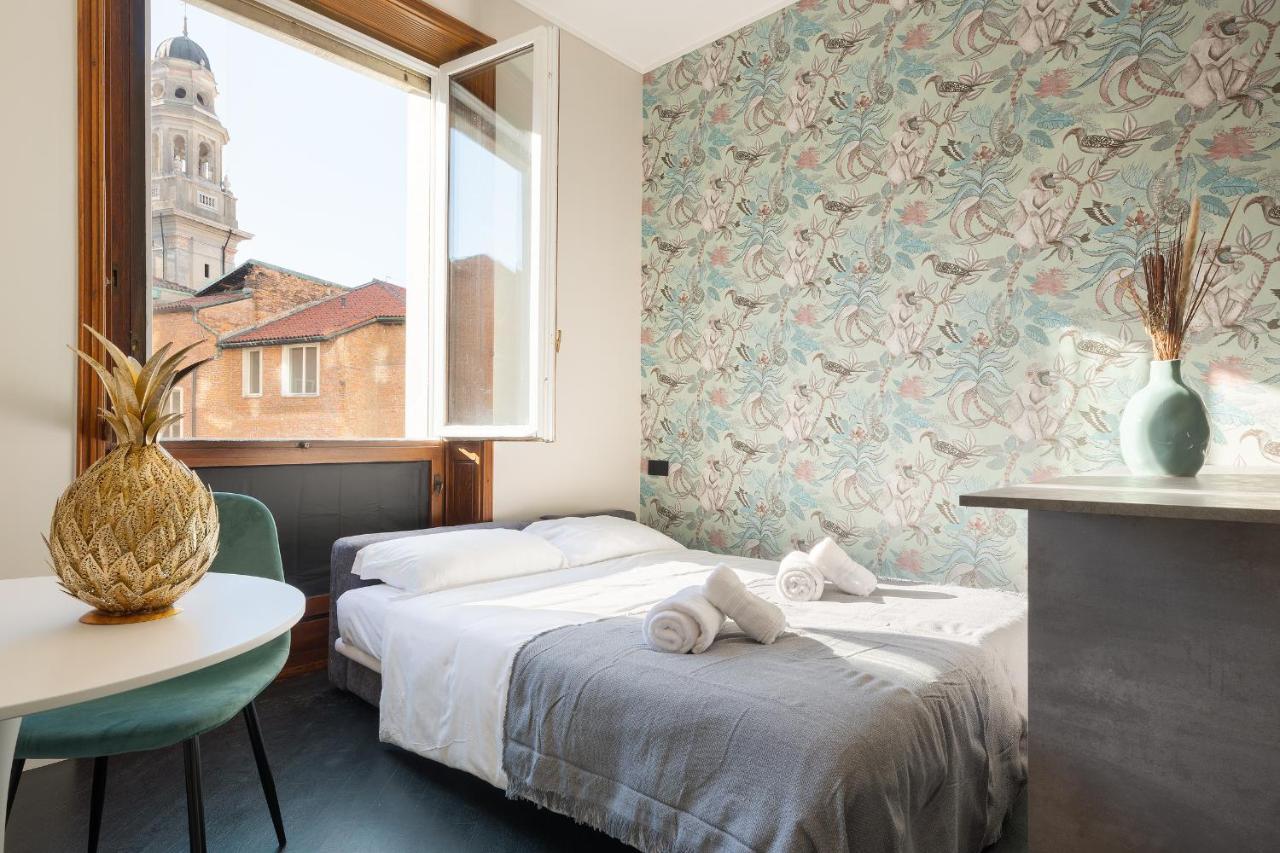Hl Suite - Duomo, Galleria Unione 5 ميلان المظهر الخارجي الصورة